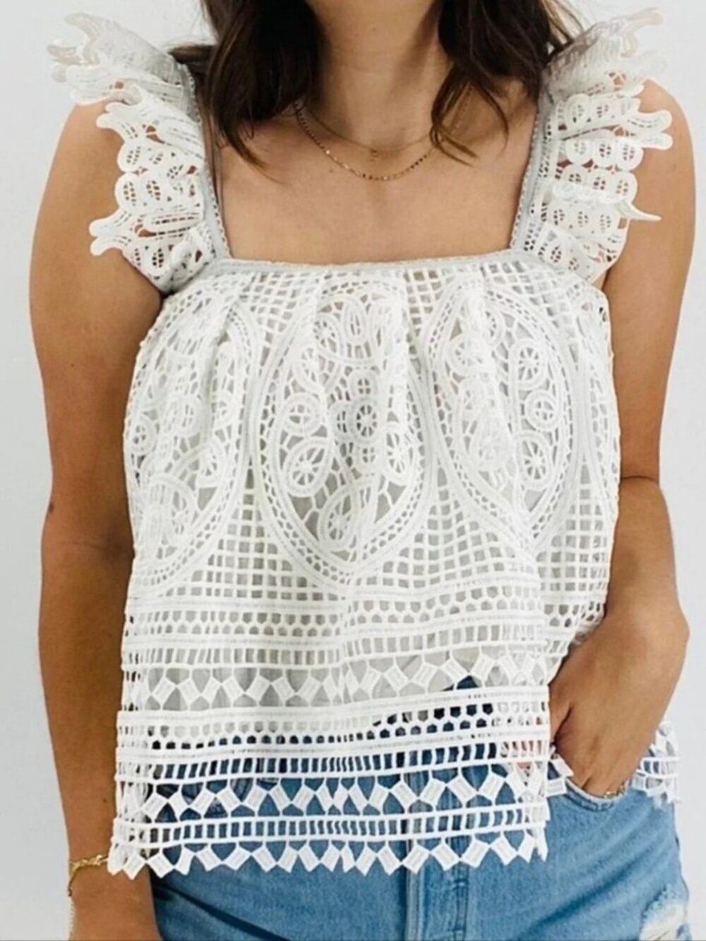 Express White Crochet Lace Ruffle Shoulder Strap Crop Top** Size M